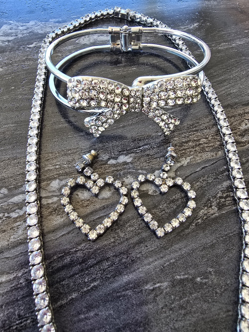 Vintage Rhinestone Necklace 16",Bracelet to 8",Pierced Earrings1.5" - Picture 2 of 5